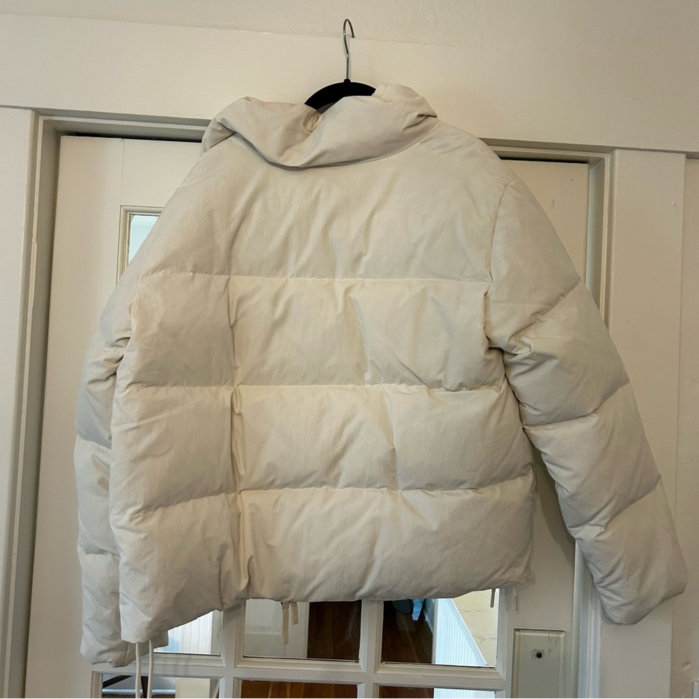 Everlane White Puffer Jacket - image 3